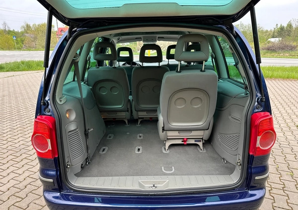 Volkswagen Sharan cena 19999 przebieg: 325000, rok produkcji 2005 z Szydłowiec małe 172